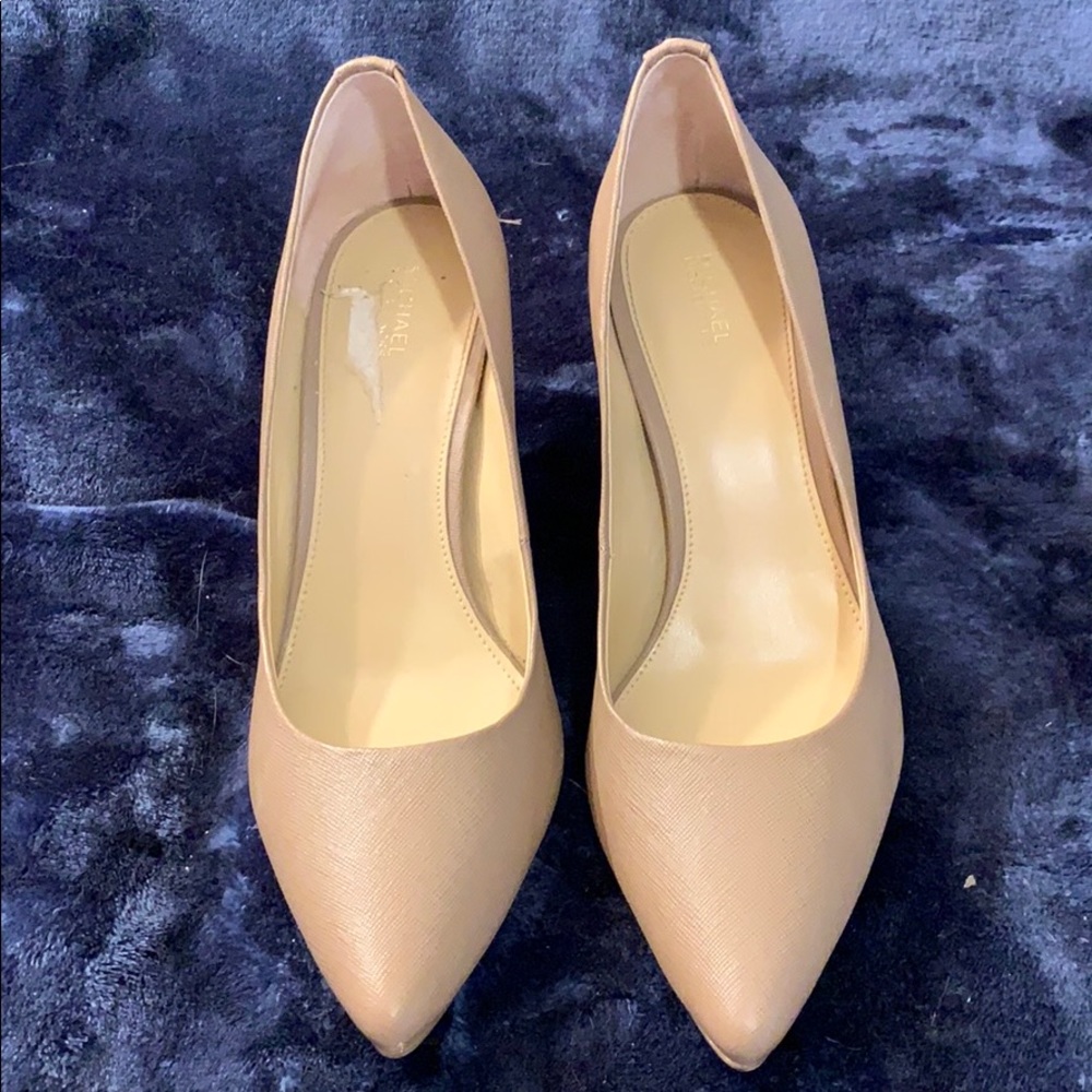 *NEW* Michael Kors heels